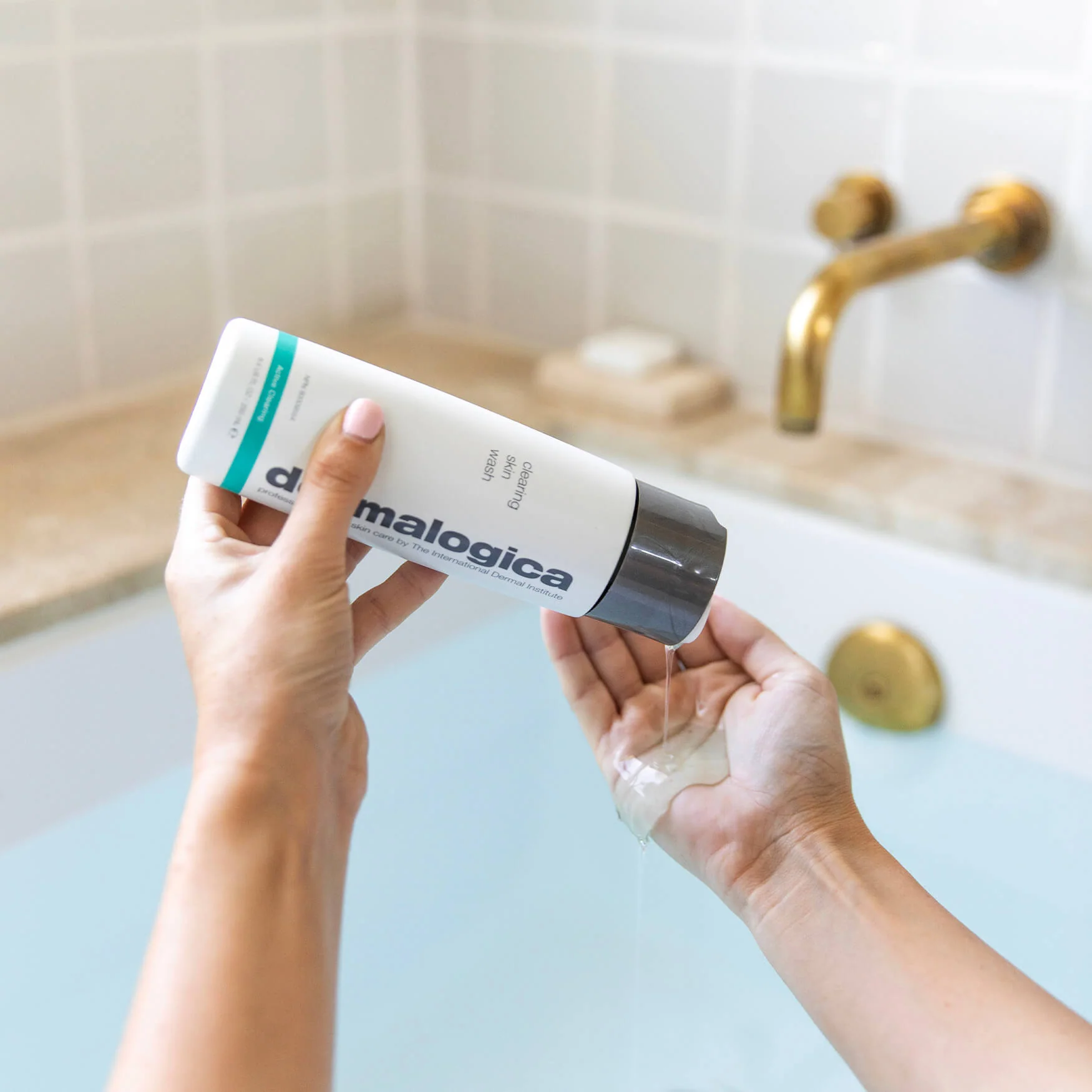 Dermalogica Clearing Skin Wash - Image 3