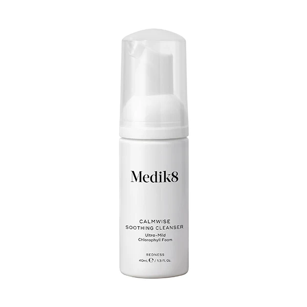 Medik8 Calmwise Soothing Cleanser - Image 3