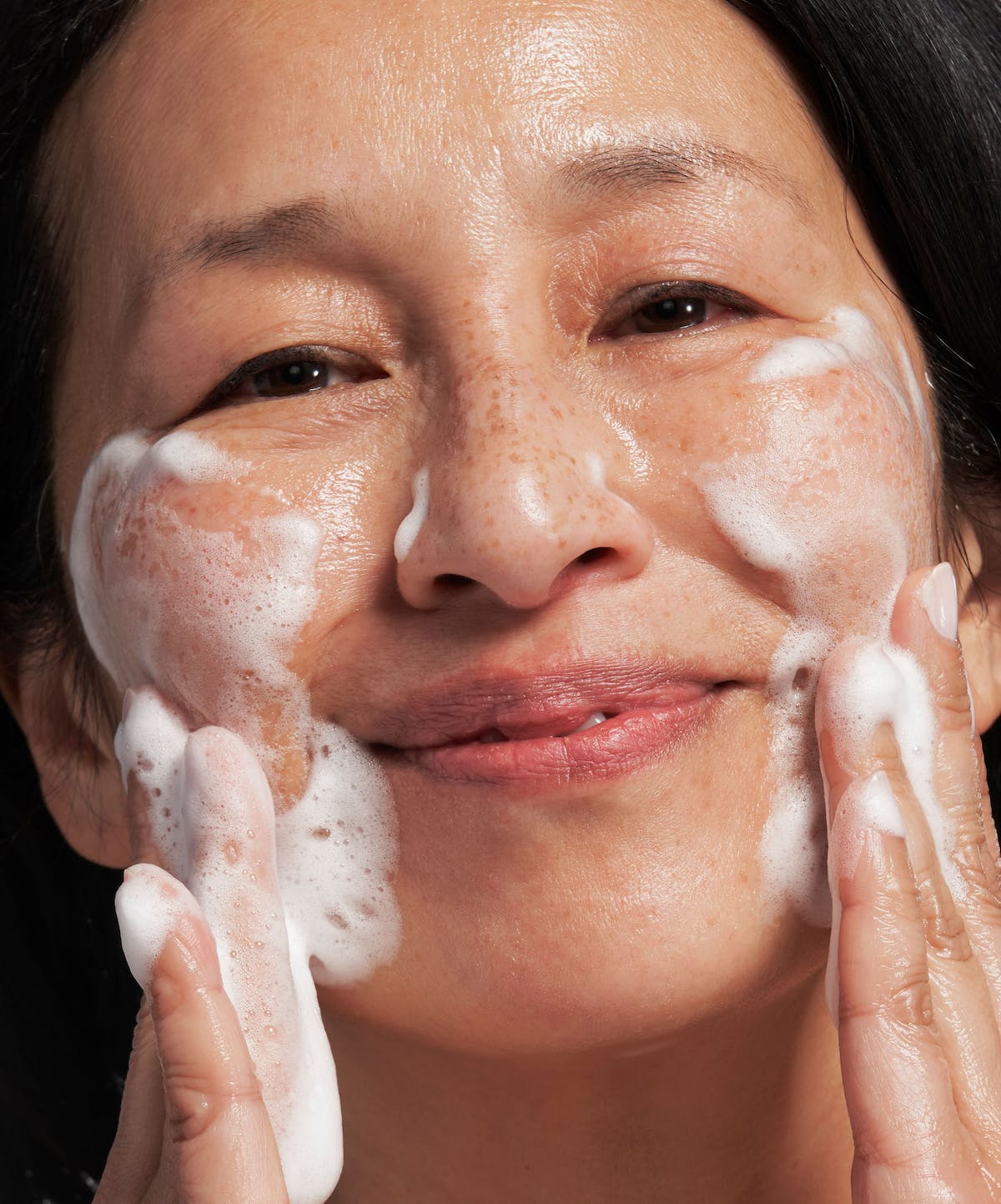 NeoStrata Skin Active Exfoliating Wash - Image 4
