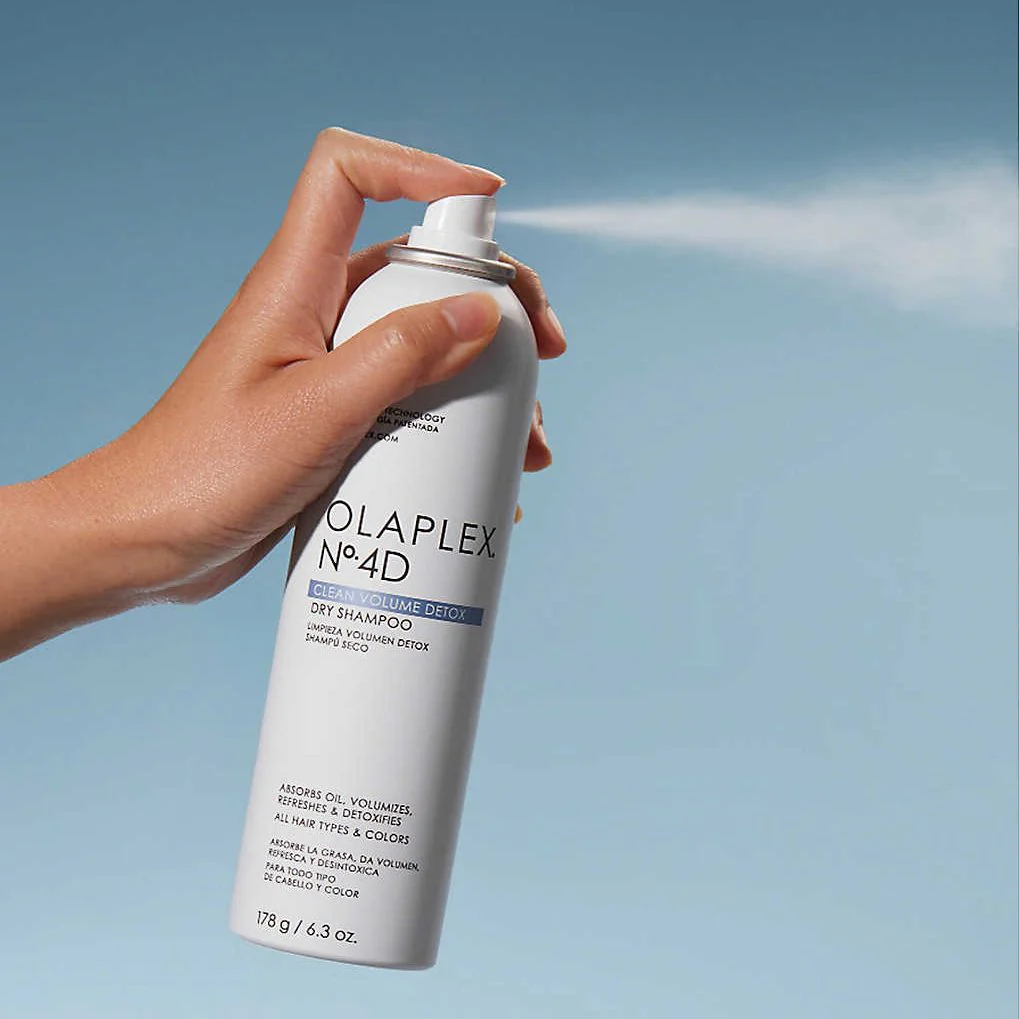 Olaplex No.4D Clean Volume Detox Dry Shampoo - Image 3